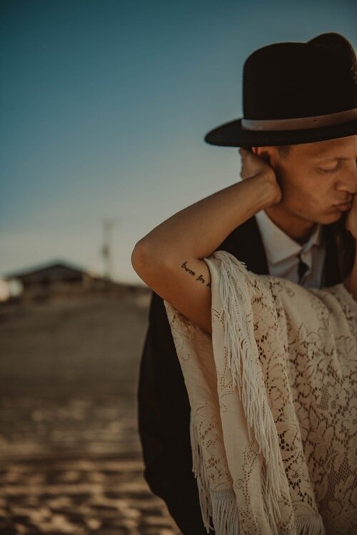 bride-groom-tattoo-portraits-beach-nags-head-elopement.jpg