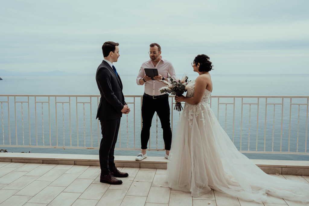 Intimate wedding ceremony in Italy