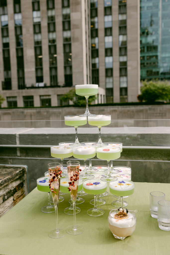 fun drinks at the luxurious wedding day