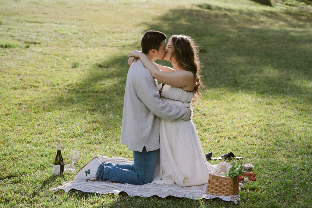 couple kissing at their engagement session