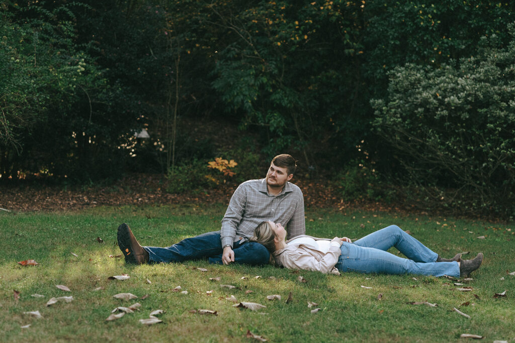 couple laughing with each other during their phootshoot