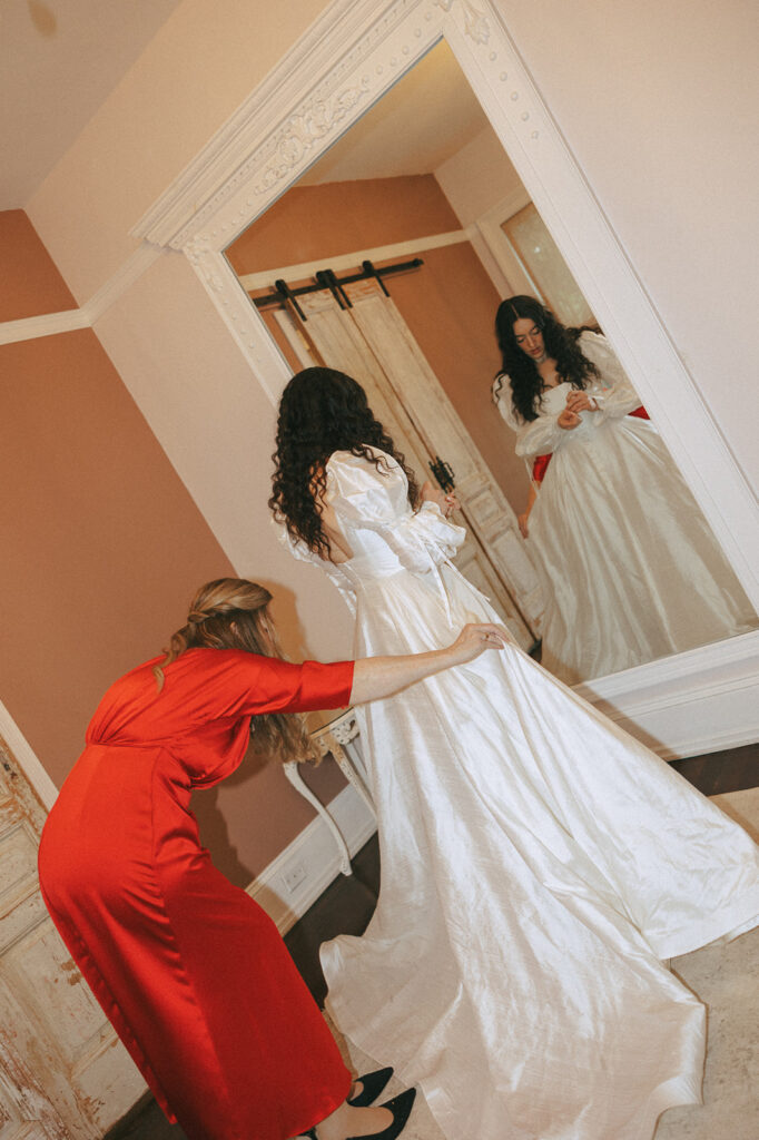 bride getting ready for her dream ceremony 