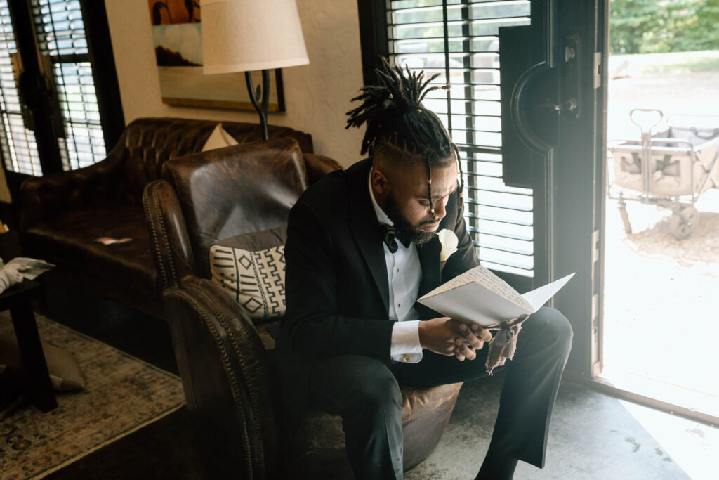 groom at his modern wedding day 