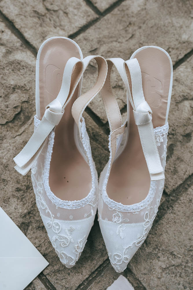 stunning wedding shoes