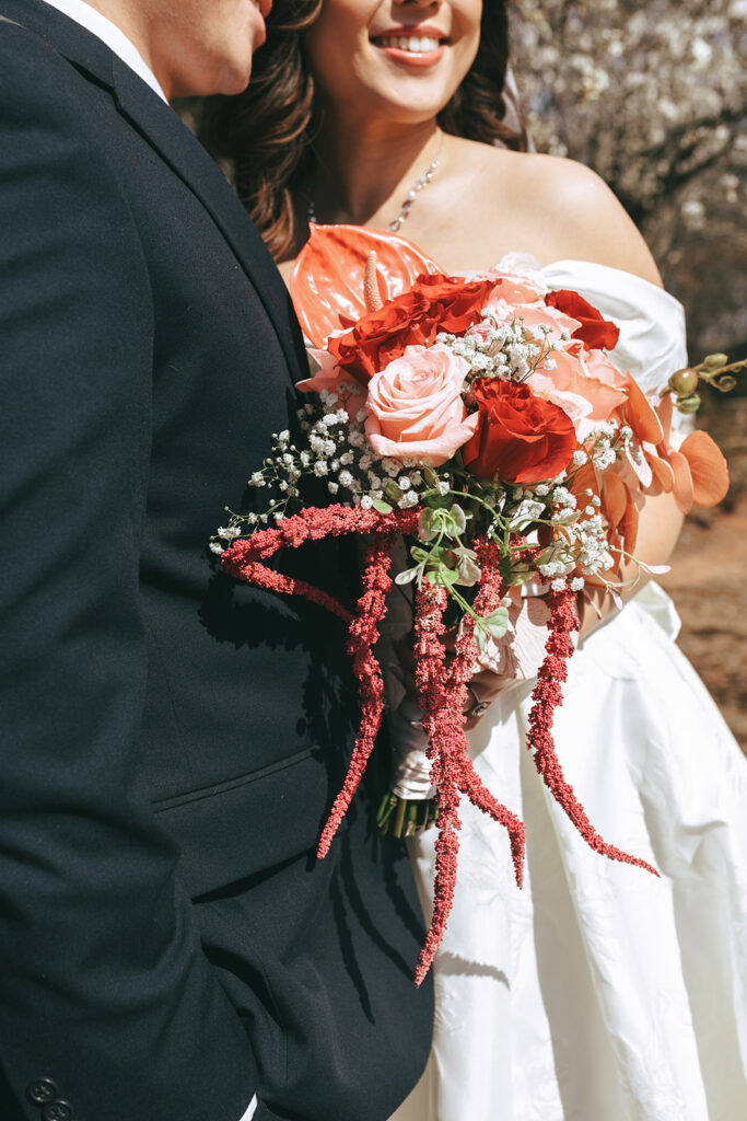 stunning vibrant wedding bouquet