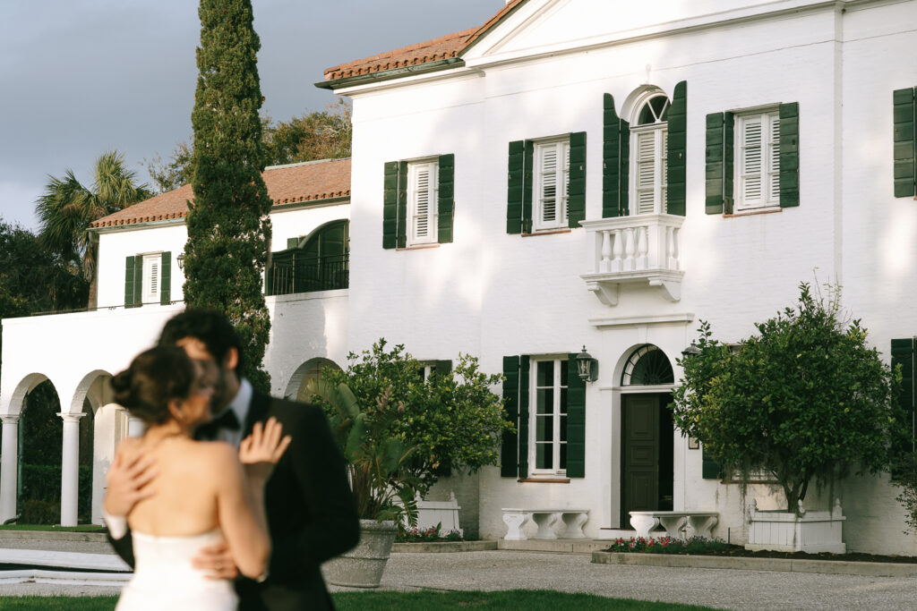 Don’t Book a Wedding Photographer Without Asking These
