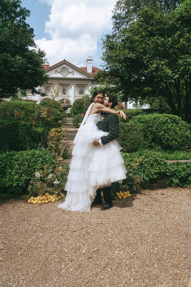 cute picture of the newlyweds