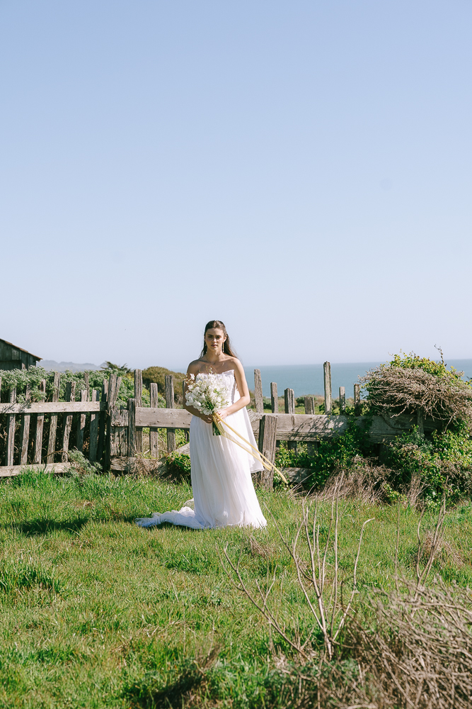 beautiful picture of the bride during her bridal portraits