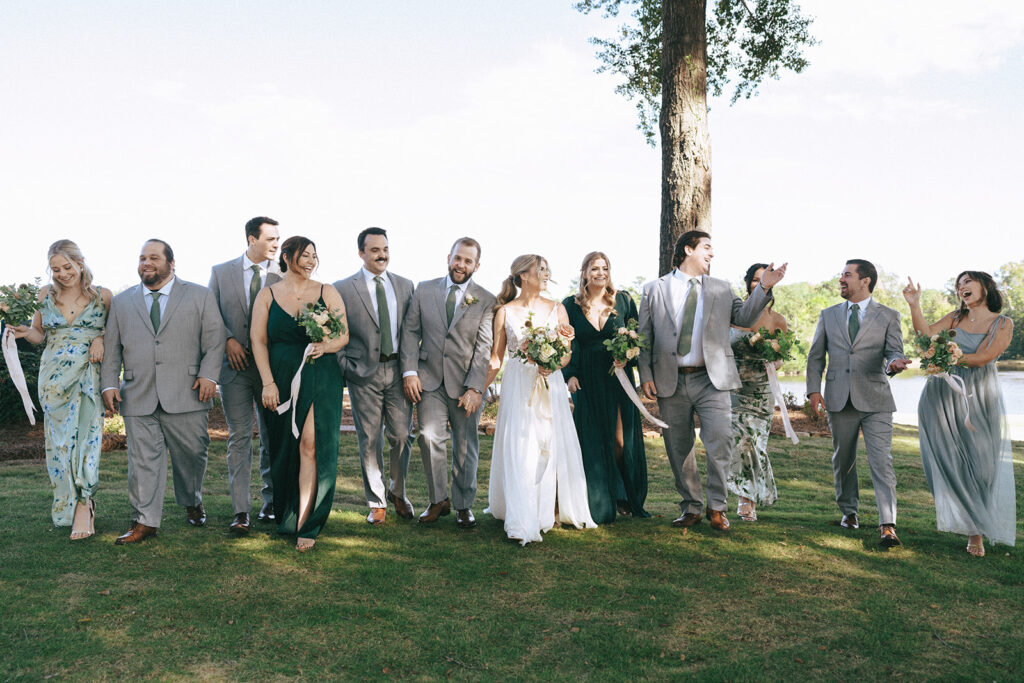 Cute picture of the bride groom with their bridal party