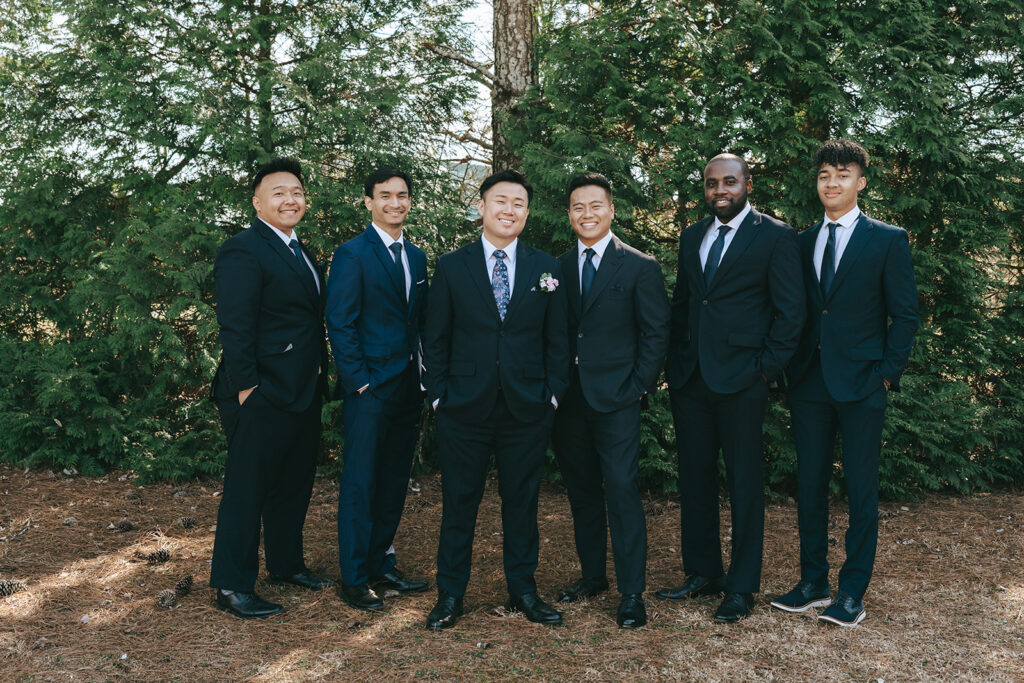 Smooth & Fun Wedding Party Photos: Tips for Stress-Free Group Shots