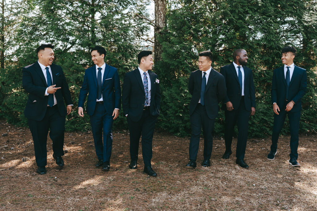 Picture of the groom and his friends before the ceremony