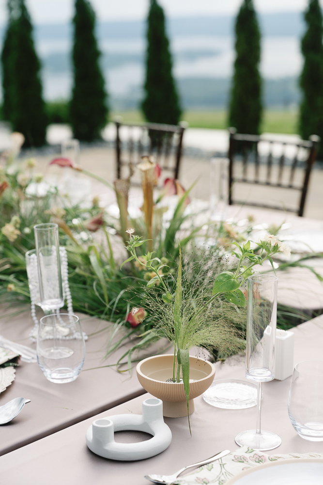 stunning and elegant table centerpieces 