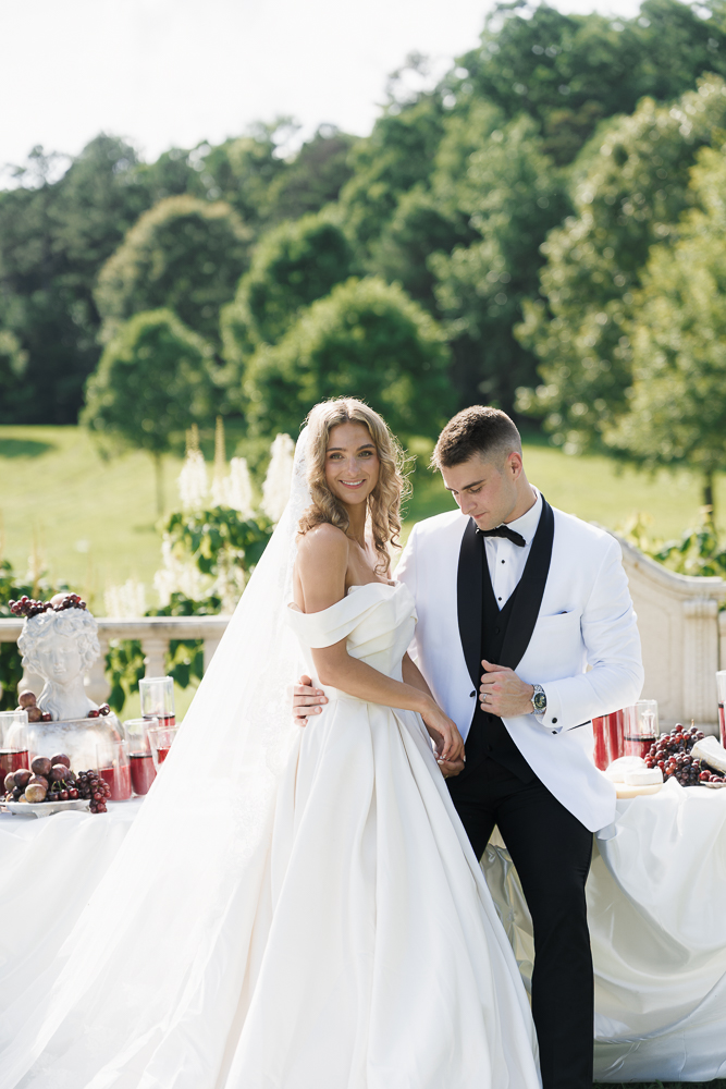 Stunning portrait of the bride and groom