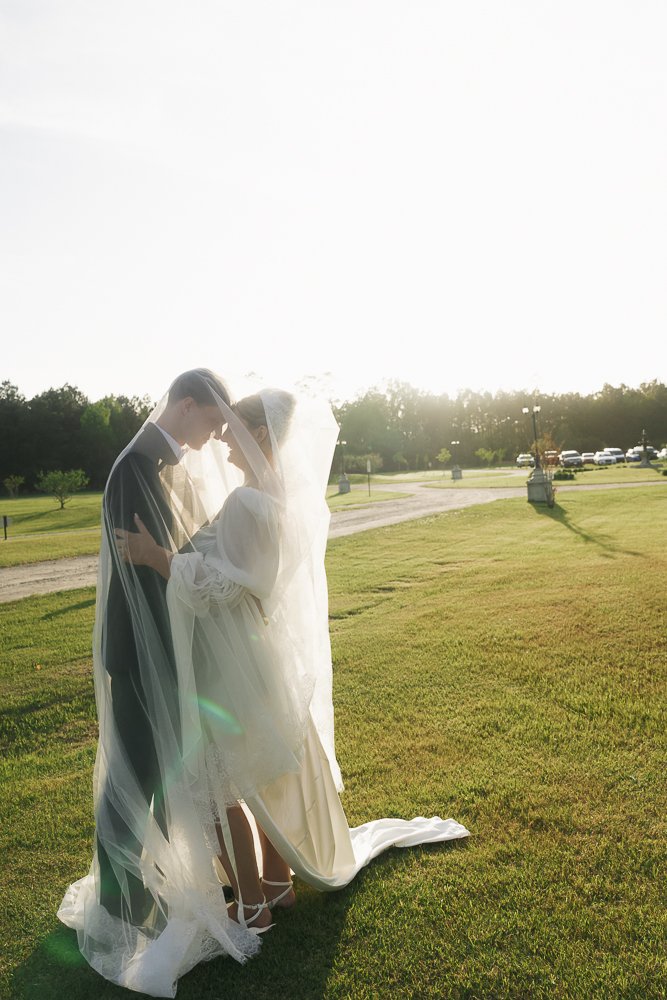 golden hour bridal portraits