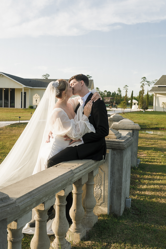stunning picture of the newlyweds