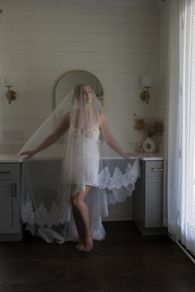 Stunning picture of the bride before getting ready