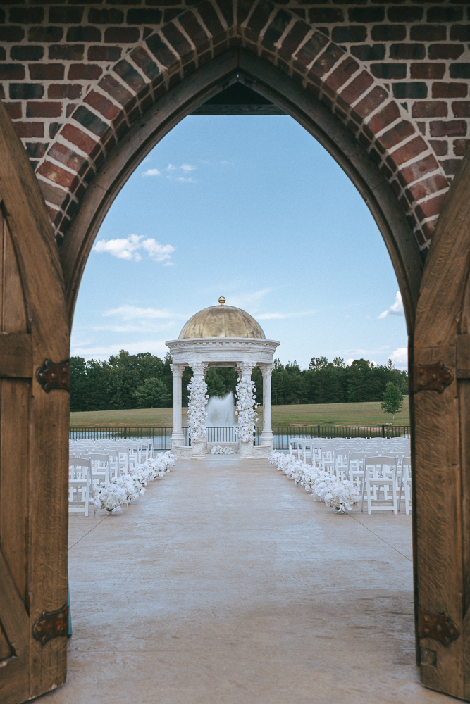 beautiful ceremony details 