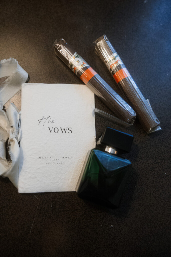 Timeless wedding details