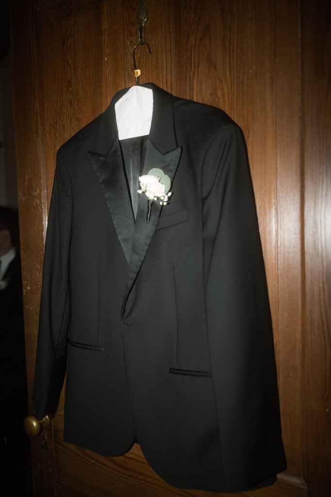 Classic Meets Trendy at This Flint Hill Wedding for Maria & Adam