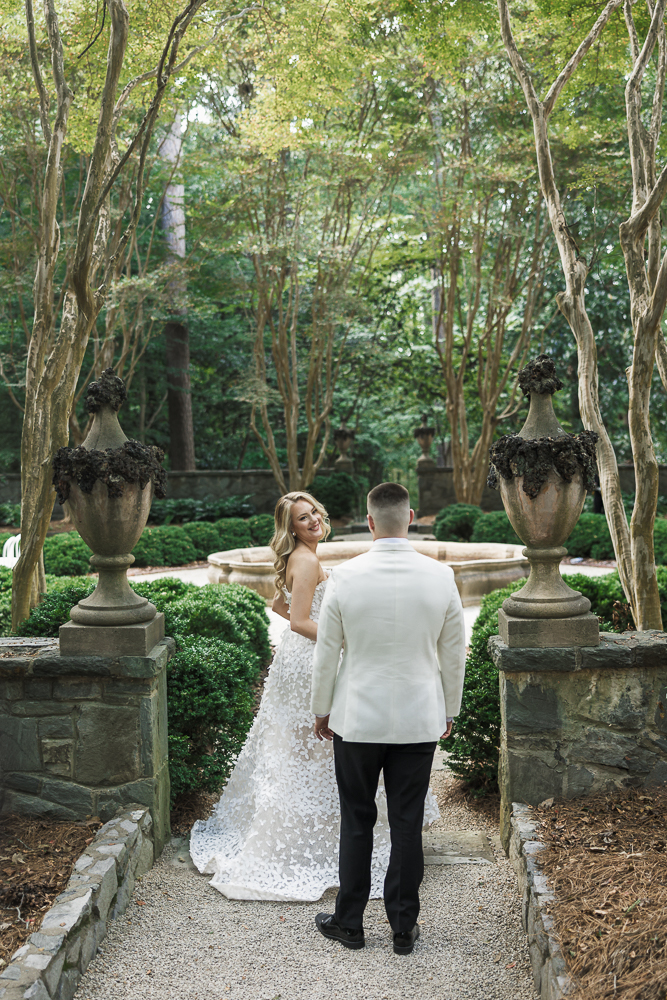 How to Plan Your Wedding at Swan House: Pricing, Details & Insider Tips