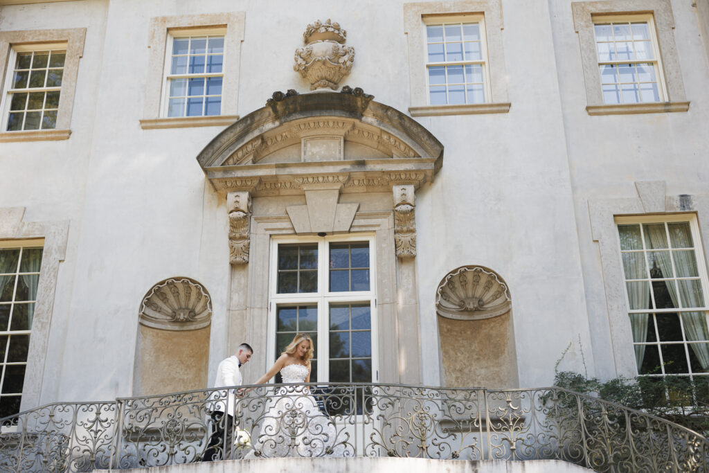 How to Plan Your Wedding at Swan House: Pricing, Details & Insider Tips