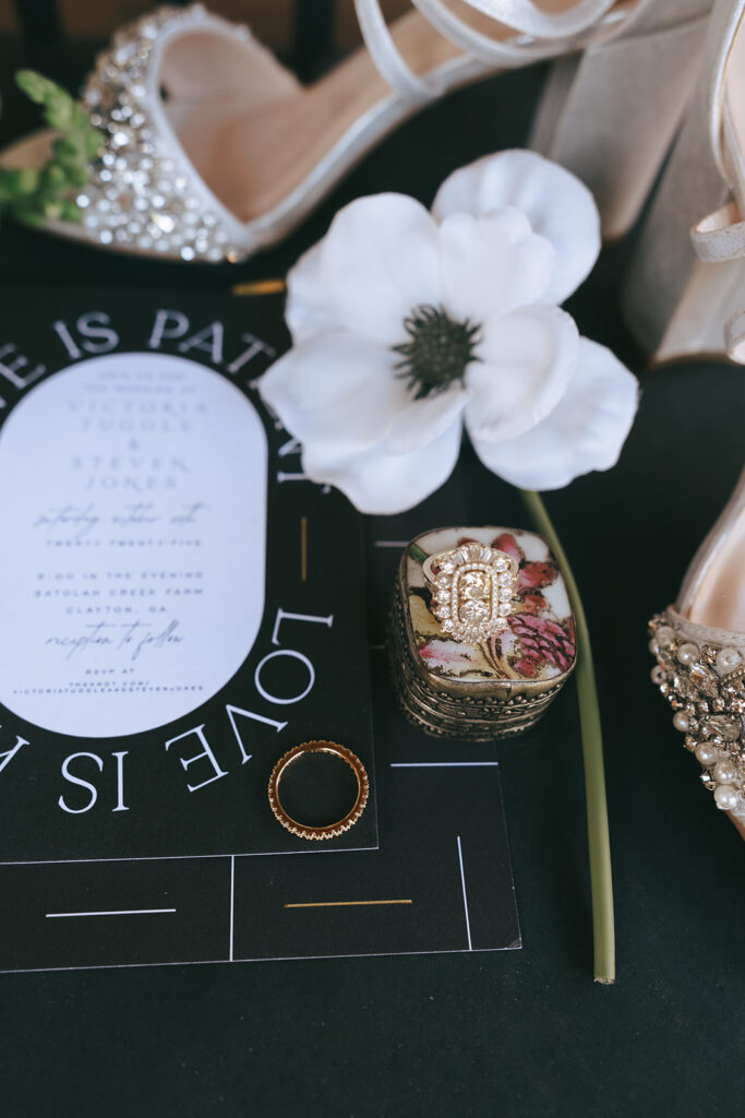 elegant and timeless wedding details
