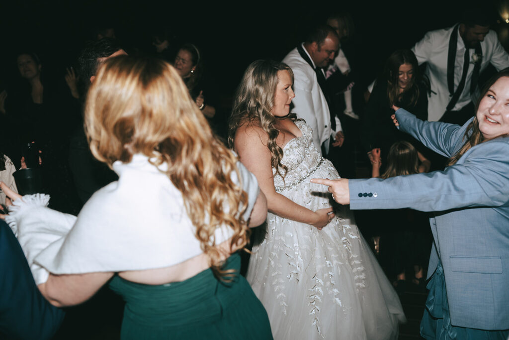 Tori & Steve’s Beautiful Satolah Creek Farm Wedding in the Georgia Mountains