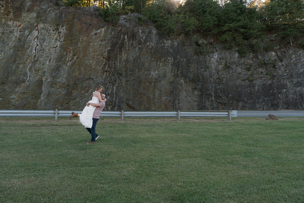 A Romantic Mountain Engagement Session at Carters Lake with Katie & Austin