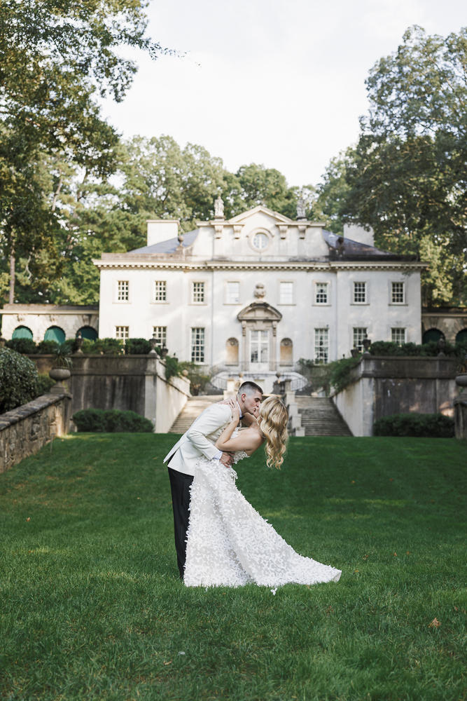 portrait of the newlyweds at their dream photoshoot