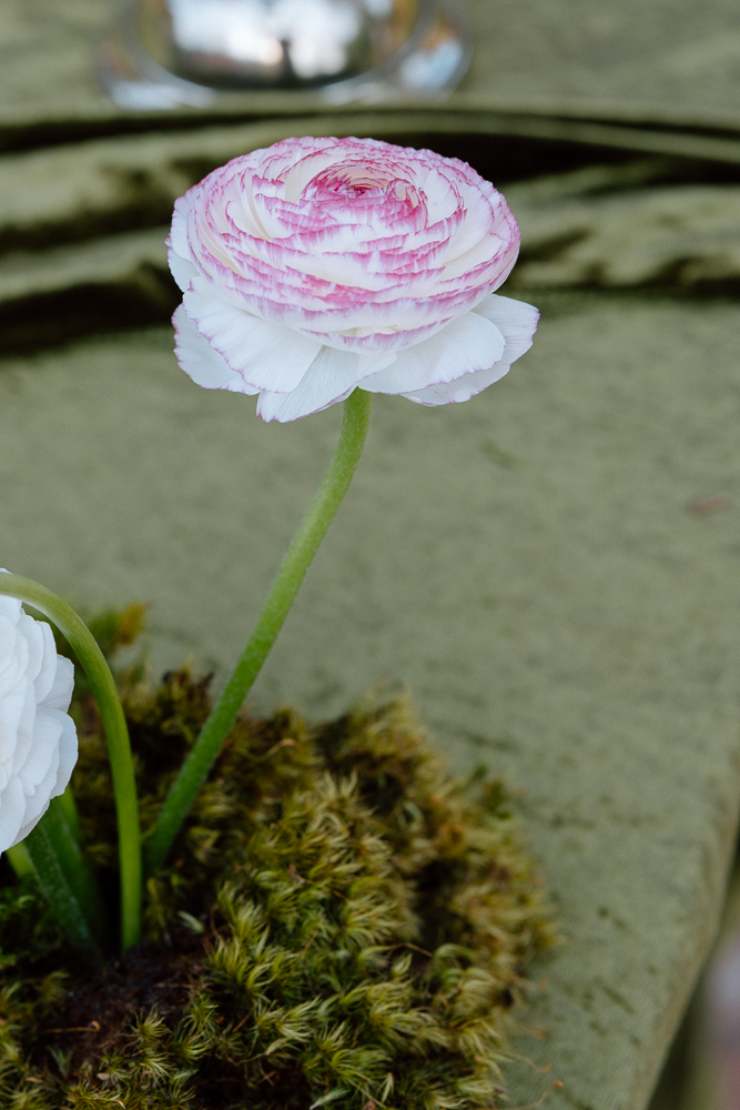 stunning florals at the georgia wedding
