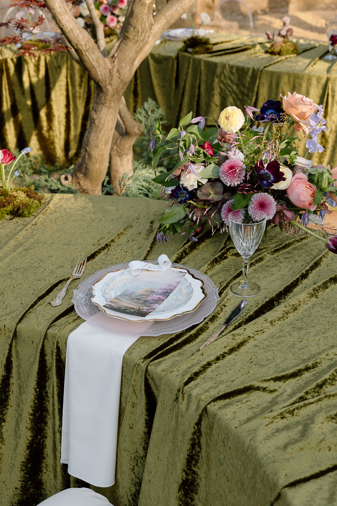 stunning florals at the wedding reception