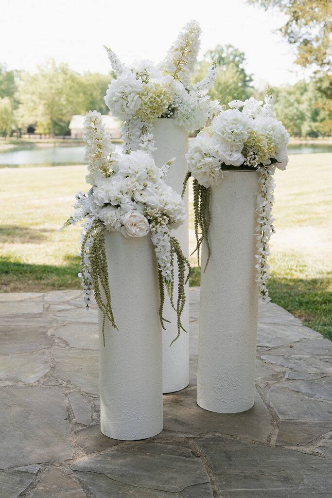 stunning florals at the wedding ceremony