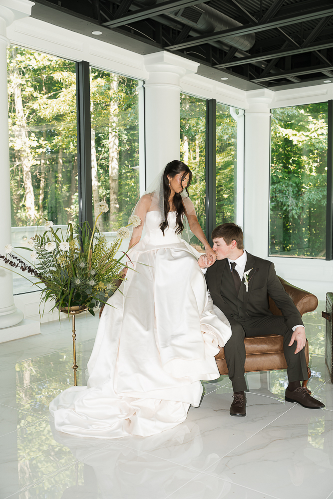 Abbott Mansion Wedding Venue Guide: Everything Couples Need to Know