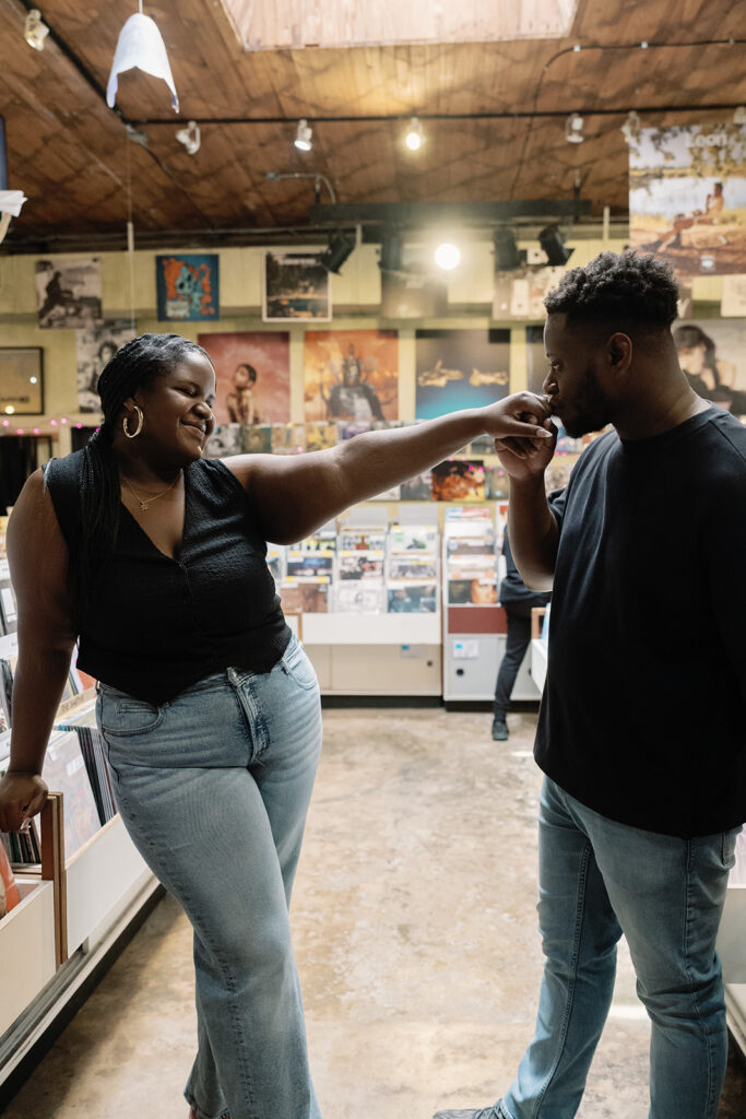Engagement Photo Outfit Ideas: What to Wear (and What to Avoid) for Your Session