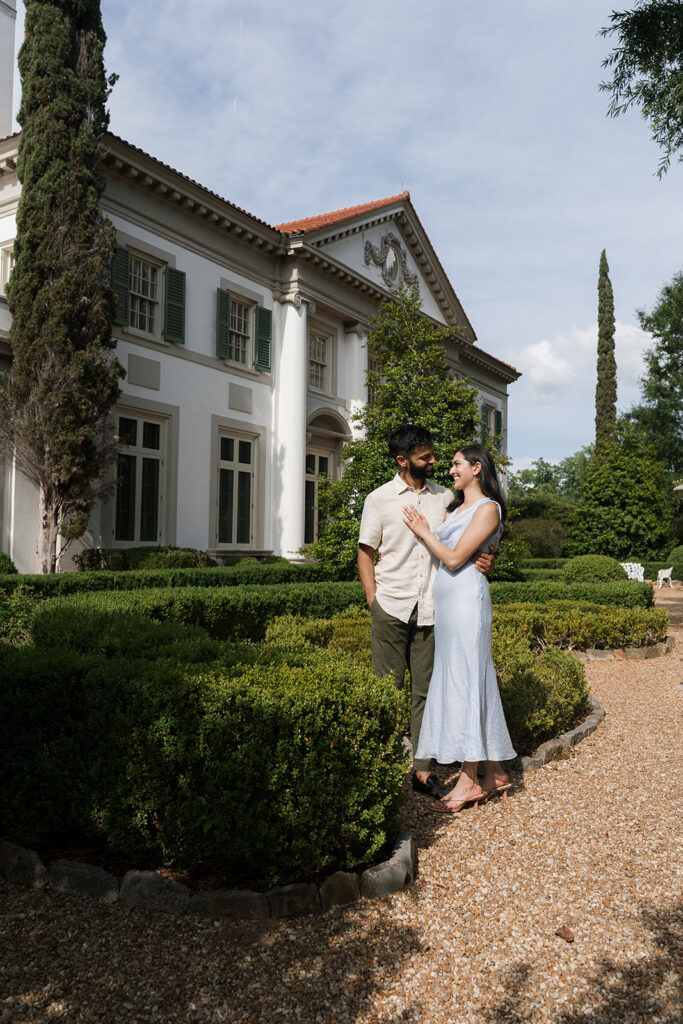 golden hour couple portraits at hills & dales estate